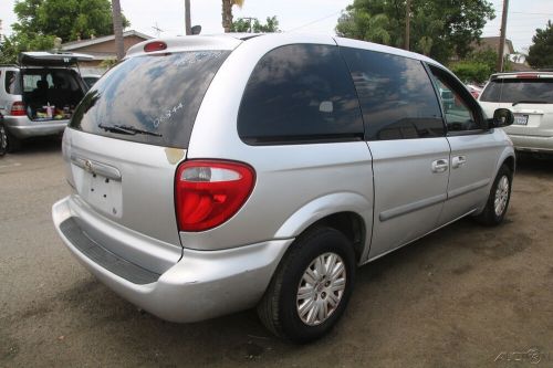 2006 chrysler town &amp; country