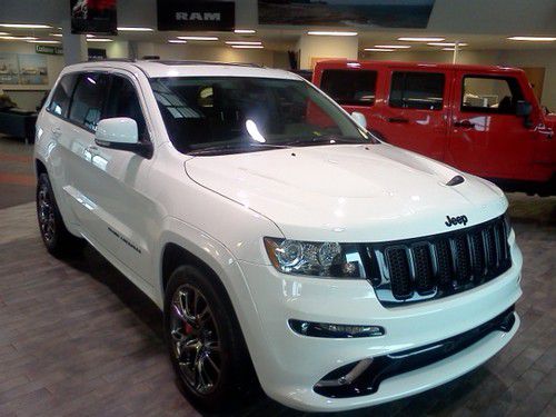 2013 jeep grand cherokee srt8 - white - alpine package