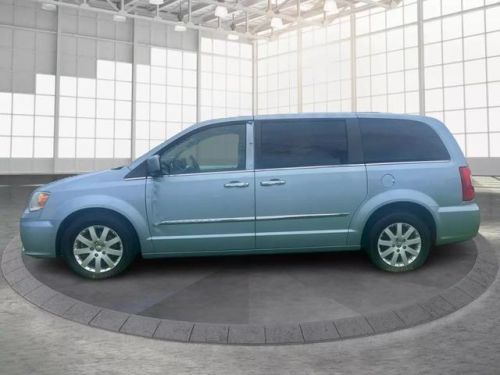 2013 chrysler town &amp; country touring minivan 4d