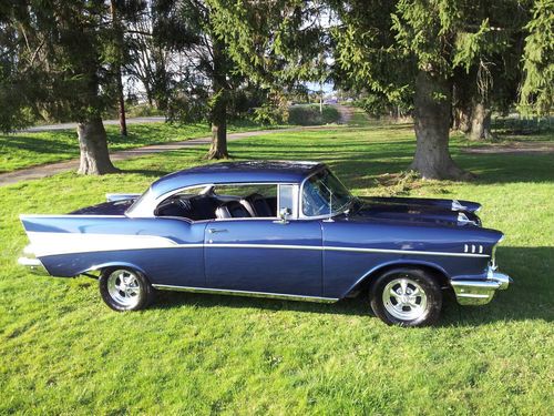 1957 chevrolet bel air 2 door hard top  4 speed