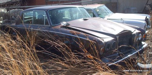 Lhd parts or ambitous restoration project lost storage must sell no reserve