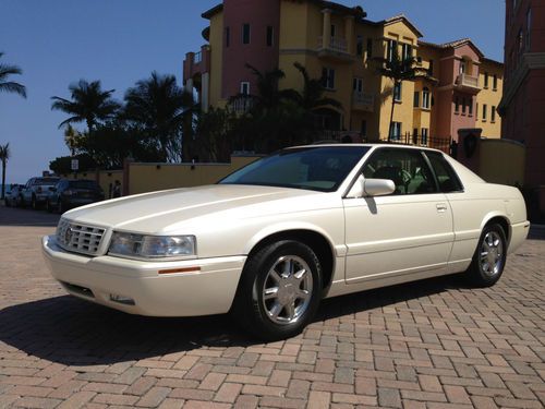 2002 cadillac eldorado etc coupe 2-door 4.6l, low miles, clean carfax!