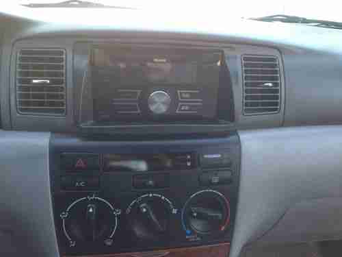 2006 Toyota Corolla LE Sedan 4-Door 1.8L, image 11