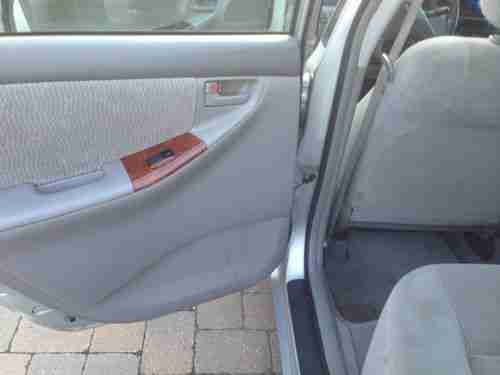2006 Toyota Corolla LE Sedan 4-Door 1.8L, image 19