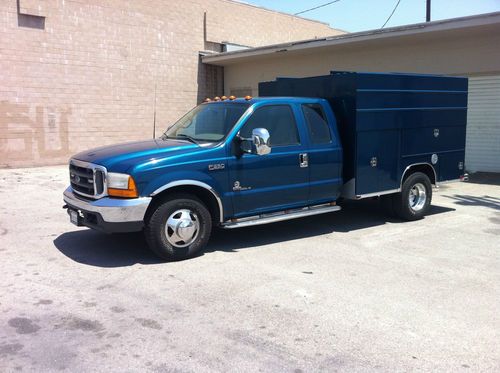 Ford f350 lariat edition super duty diesel v8 powerstroke dually