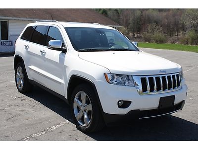 2011 jeep grand cherokee limited / salvage / low flood / 100% run and drive