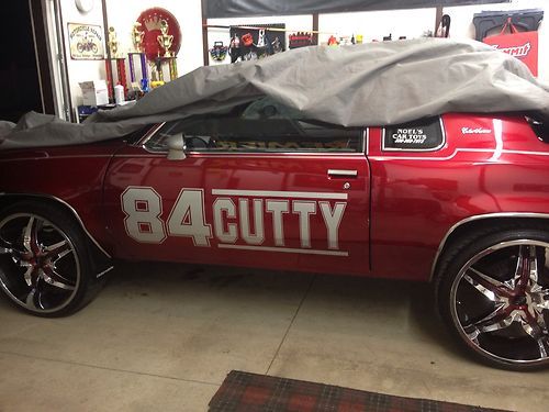 84 candy cutlass