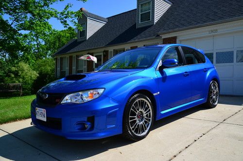 2013 wrx sti wr blue pearl hatchback - only 259 miles