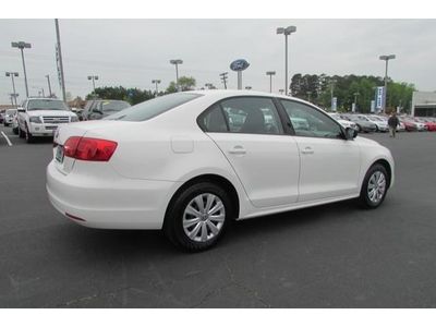 2013 VW Jetta S Manual 2.0L CD 8K, image 3