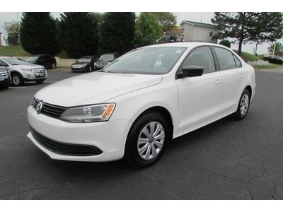 2013 VW Jetta S Manual 2.0L CD 8K, image 7
