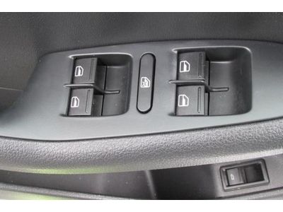 2013 VW Jetta S Manual 2.0L CD 8K, image 15