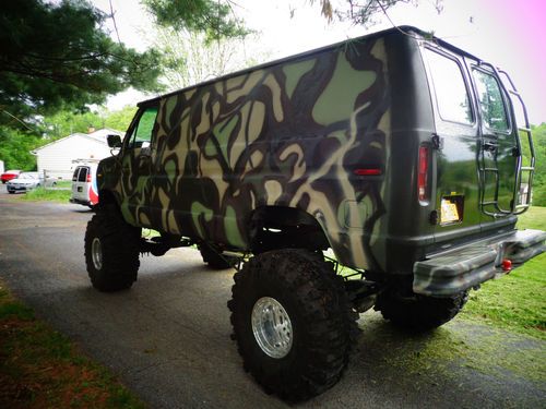 1988 e 150 econoline NR 4x4 monster van truck 460BB on F350 chassy Lifted 21