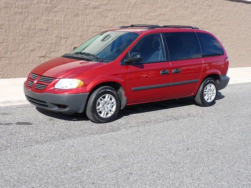 2005 dodge caravan se..3.3l..7-passenger..112k miles..runs excellent.