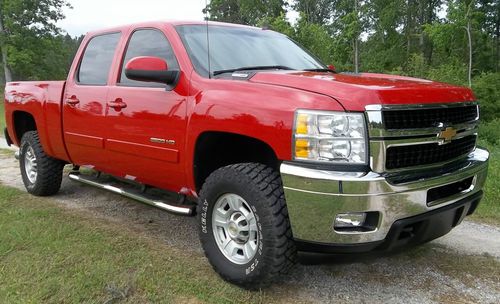 Chevrolet silverado 2500hd 4x4 z71 duramax diesel leather like a gmc sierra ford