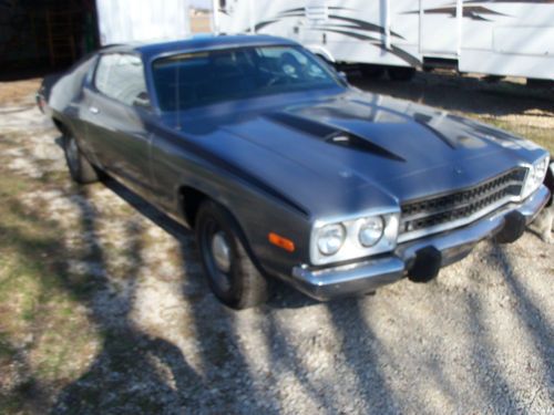 1974 plymouth roadrunner base coupe 2-door 5.2l