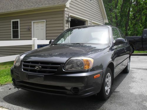 2005 hyundai accent gls hatchback 3-door 1.6l