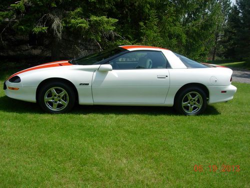 1997 Chevrolet Camaro Z28 Coupe - ANNIVERSARY, US $19,900.00, image 5