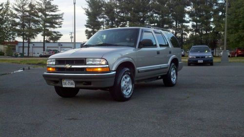 2001 chevrolet blazer ls sport utility 4-door 4.3l