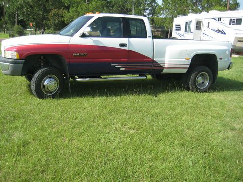 Dodge ram 3500 4x4 diesel cummins