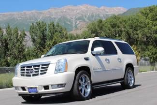 2007 cadillac escalade esv awd sunroof dvd nav leather w/heated and cooled seats