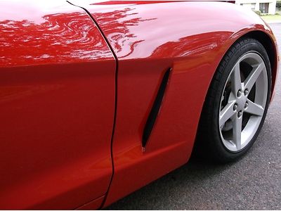 2007 Chevrolet Corvette 2-Door 6.0L, MANUAL!! GARAGE KEPT IMMACULATE, image 3