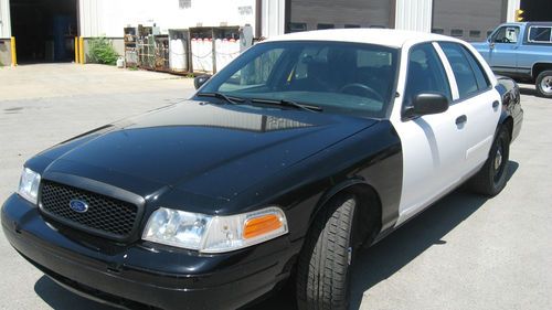 2007 ford crown victoria police interceptor sedan 4-door 4.6l