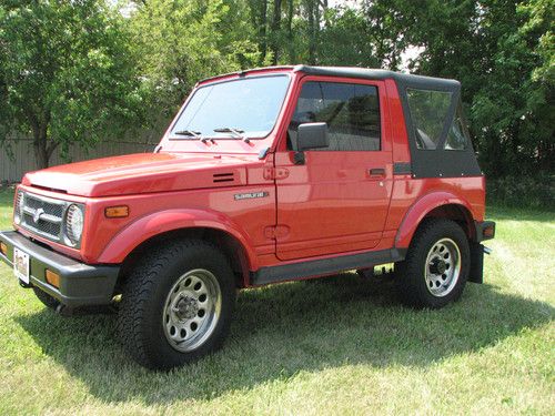 1993 suzuki samurai time capsule  like new! 59,323 original miles 4x4  must see!