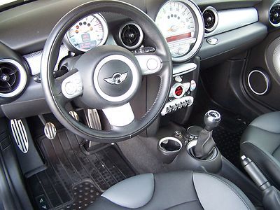 Turbocharged S Panoramic Roof 1 Owner Clean Autocheck No Accidents Non Smoker, image 21