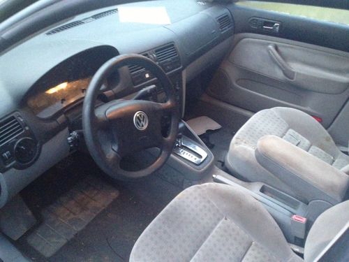 2003 Volkswagen Jetta TDI Wagon 4-Door 1.9L Sunroof Diesel Automatic, image 5