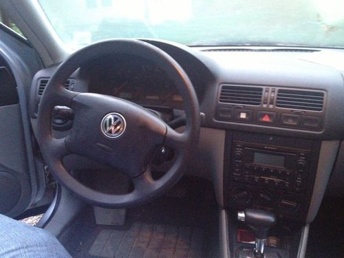 2003 Volkswagen Jetta TDI Wagon 4-Door 1.9L Sunroof Diesel Automatic, image 6