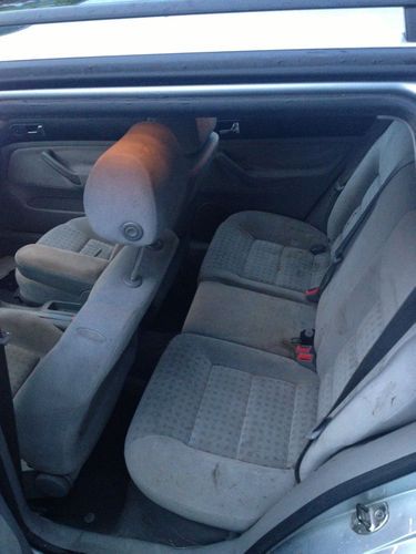 2003 Volkswagen Jetta TDI Wagon 4-Door 1.9L Sunroof Diesel Automatic, image 8