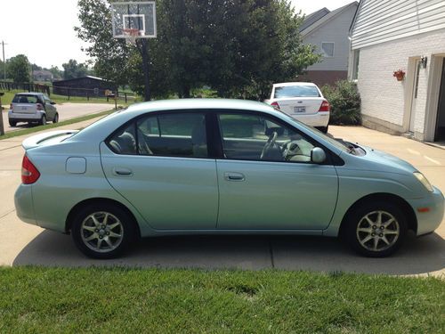 2001 Light Blue Toyota Prius Hybrid Battery Not Working Running AS IS Repair Me, image 4