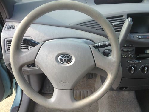 2001 Light Blue Toyota Prius Hybrid Battery Not Working Running AS IS Repair Me, image 9