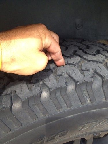 2003 GMC Yukon XL 1500 Denali Sport Utility 4-Door 6.0L, image 6