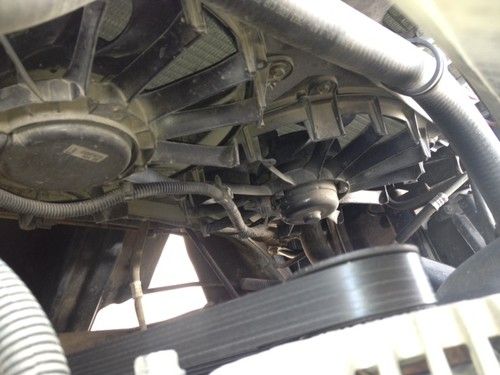 2003 GMC Yukon XL 1500 Denali Sport Utility 4-Door 6.0L, image 12