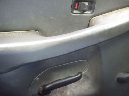 Chevy - Pickup Truck - 2005 - Chevy Silverado - Automatic - White -, image 8