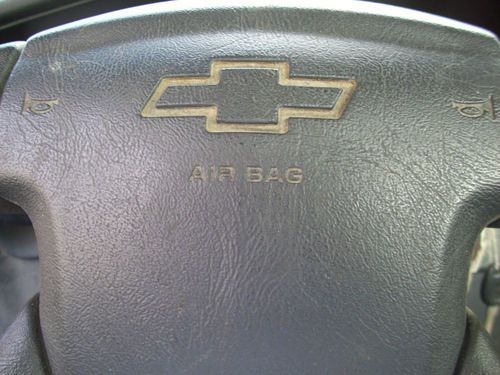 Chevy - Pickup Truck - 2005 - Chevy Silverado - Automatic - White -, image 15