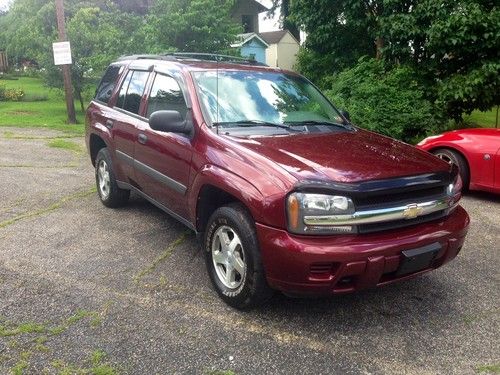 2005 chevrolet trailblazer ls 4wd priced to sell - clean &amp; dependable