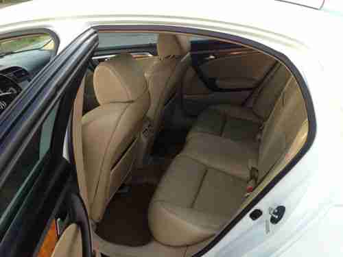 2005 Acura TL  Fully Loaded Sedan 4-Door 3.2L White LOW RESERVE, image 11