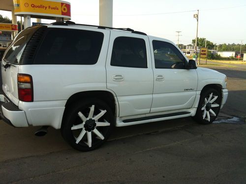 2001 gmc yukon  denali sport utility 4-door 24" kmc slider rims