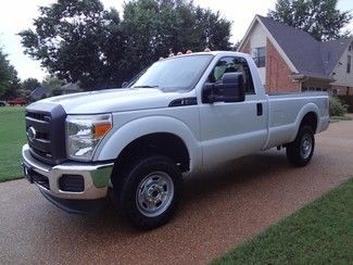 Arkansas 1-owner, nonsmoker, reg cab long bed, 4x4, v8 gas, like new!