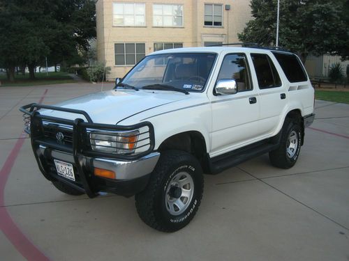 1994 toyota 4runner sr5 sport utility 4-door 3.0l - for repair or parts