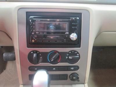 ONE OWNER, CLEAN CAR FAX, BOUGHT HERE, SERVICED HERE AND TRADED IN HERE., US $8,367.00, image 19