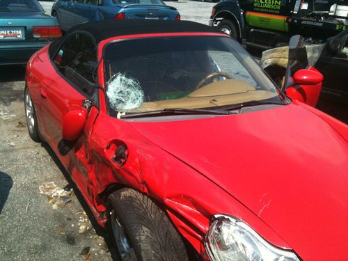 Wrecked 2000 Porsche 911 (996) C-4 Cabriolet, US $9,500.00, image 5