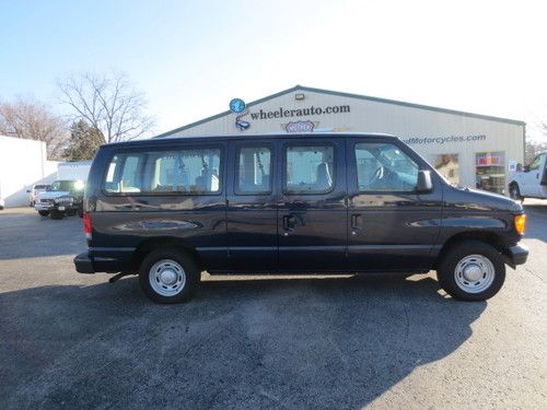 2004 ford e150 8 passenger van 27k miles