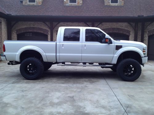 Pristine 2008 ford f-250 super duty 4x must see!!