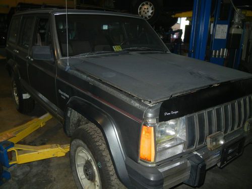 1987 jeep cherokee laredo sport utility 4-door 4.0l