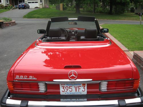 1989 mercedes-benz 560sl base convertible 2-door 5.6l