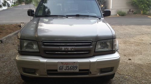 2001 isuzu trooper s sport utility 4-door 3.5l