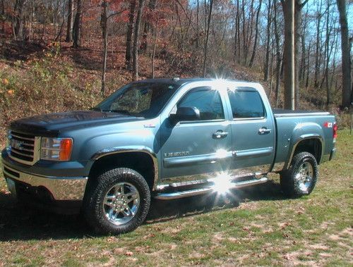 2009 gmc sierra 1500 pickup custom -v8 crew cab slt 4wd